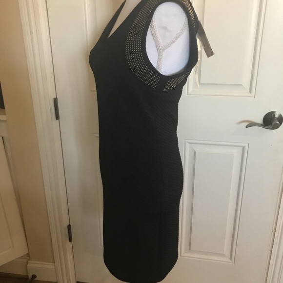 Black dress - Picture 3 of 7